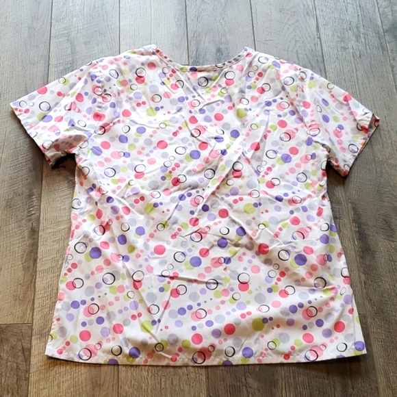 Poka dot scrub top - Picture 4 of 4